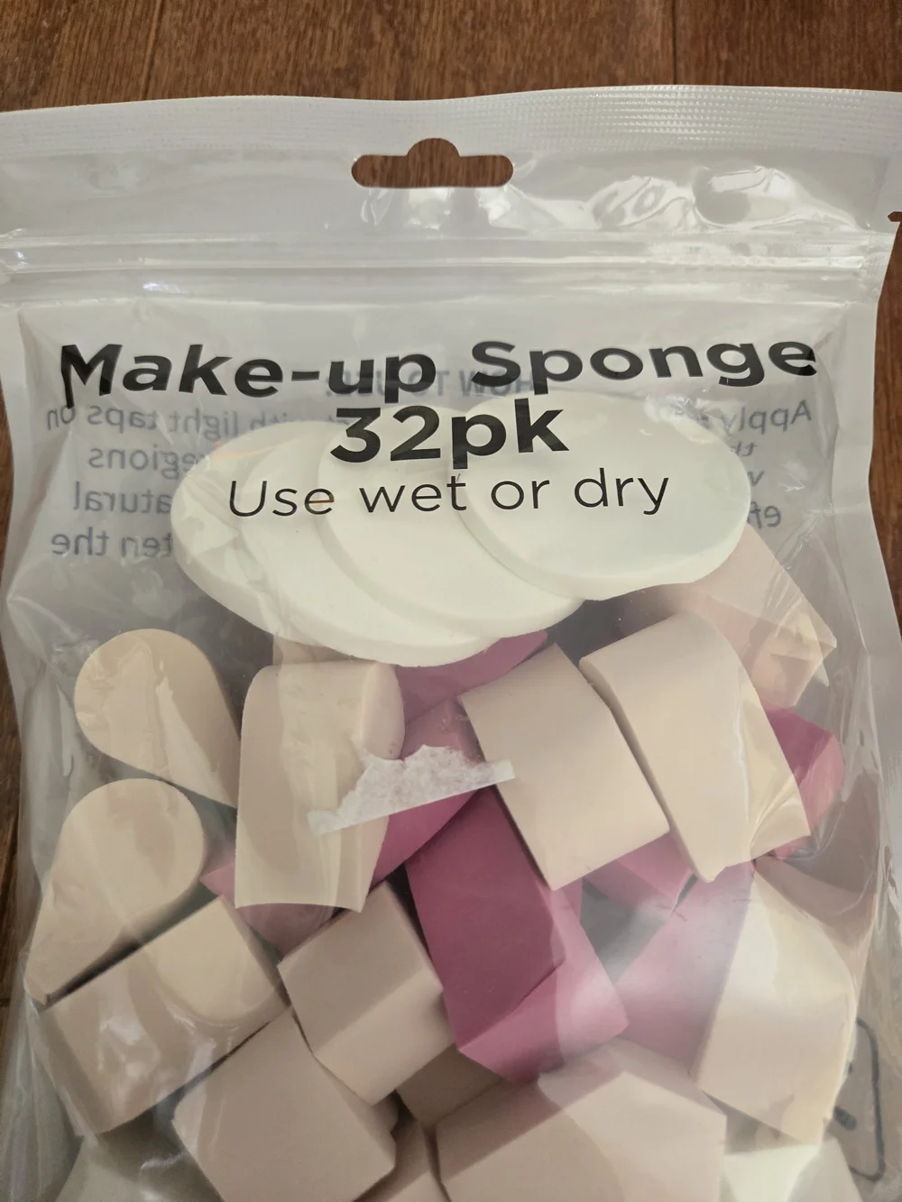 Make-up Sponge 32pk - Assorted Pink & Beige Blenders